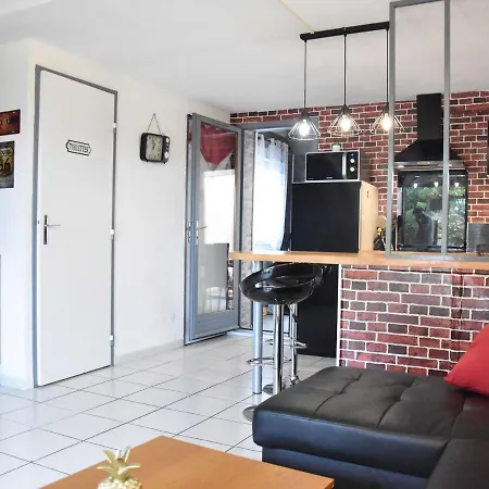 Holiday home Pavillon Climatise Avec Piscine Proche - 5 Couchages, Terrasse Intime - - Fr-1-229-811 *
